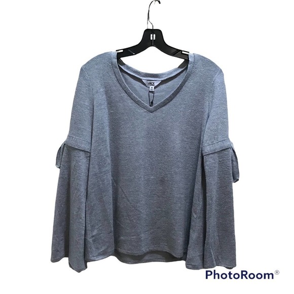 Jack By BB Dakota Light Heather Gray Long Sleeve Top V Neck Slit Sleeve M NWT - Picture 1 of 9